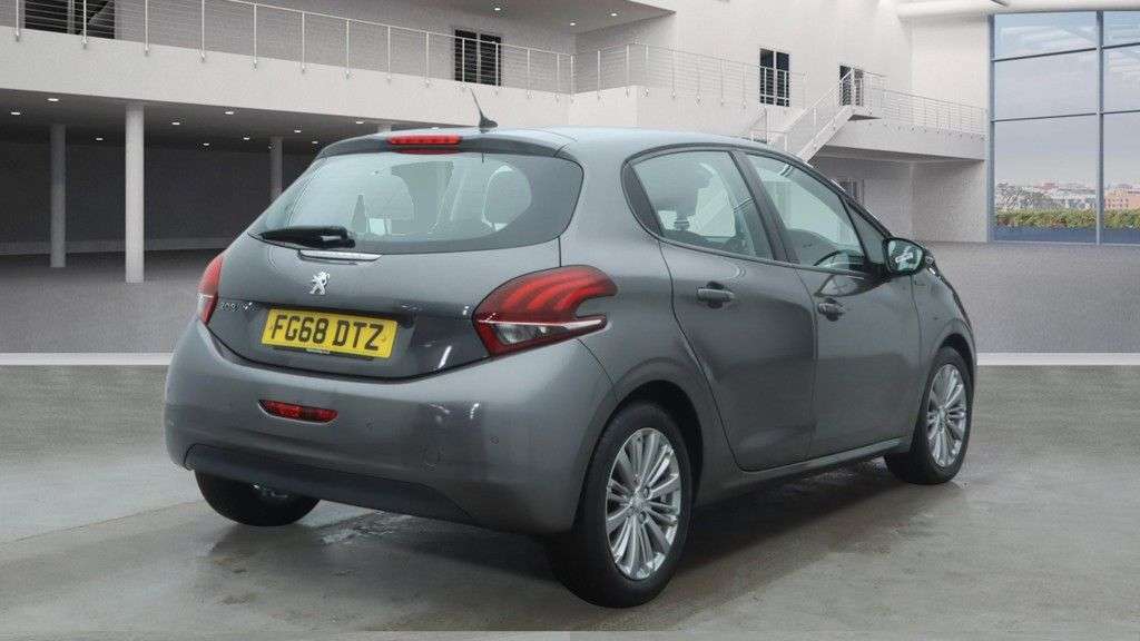 2018 PEUGEOT 208 2018 PEUGEOT 208