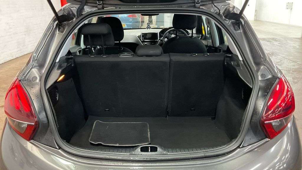 2018 PEUGEOT 208 2018 PEUGEOT 208