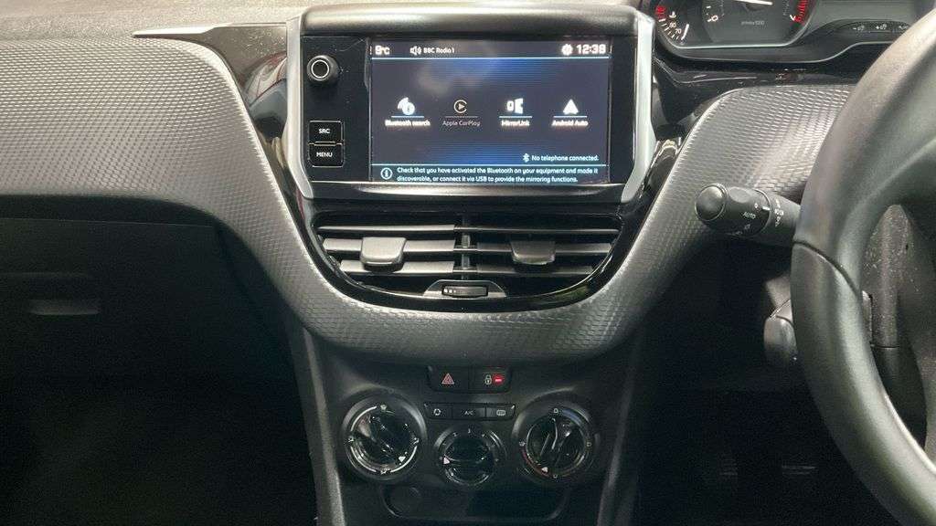 2018 PEUGEOT 208 2018 PEUGEOT 208