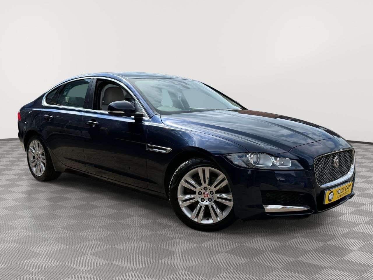 A 2016 JAGUAR XF 2.0d Portfolio Saloon 4dr Diesel Auto Euro 6 (s/s) (180 ps) Memory Seats, R A 2016 JAGUAR XF 2.0d Portfolio Saloon 4dr Diesel Auto Euro 6 (s/s) (180 ps) Memory Seats, R