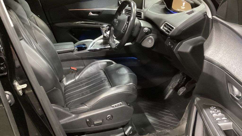 2018 PEUGEOT 3008 2018 PEUGEOT 3008