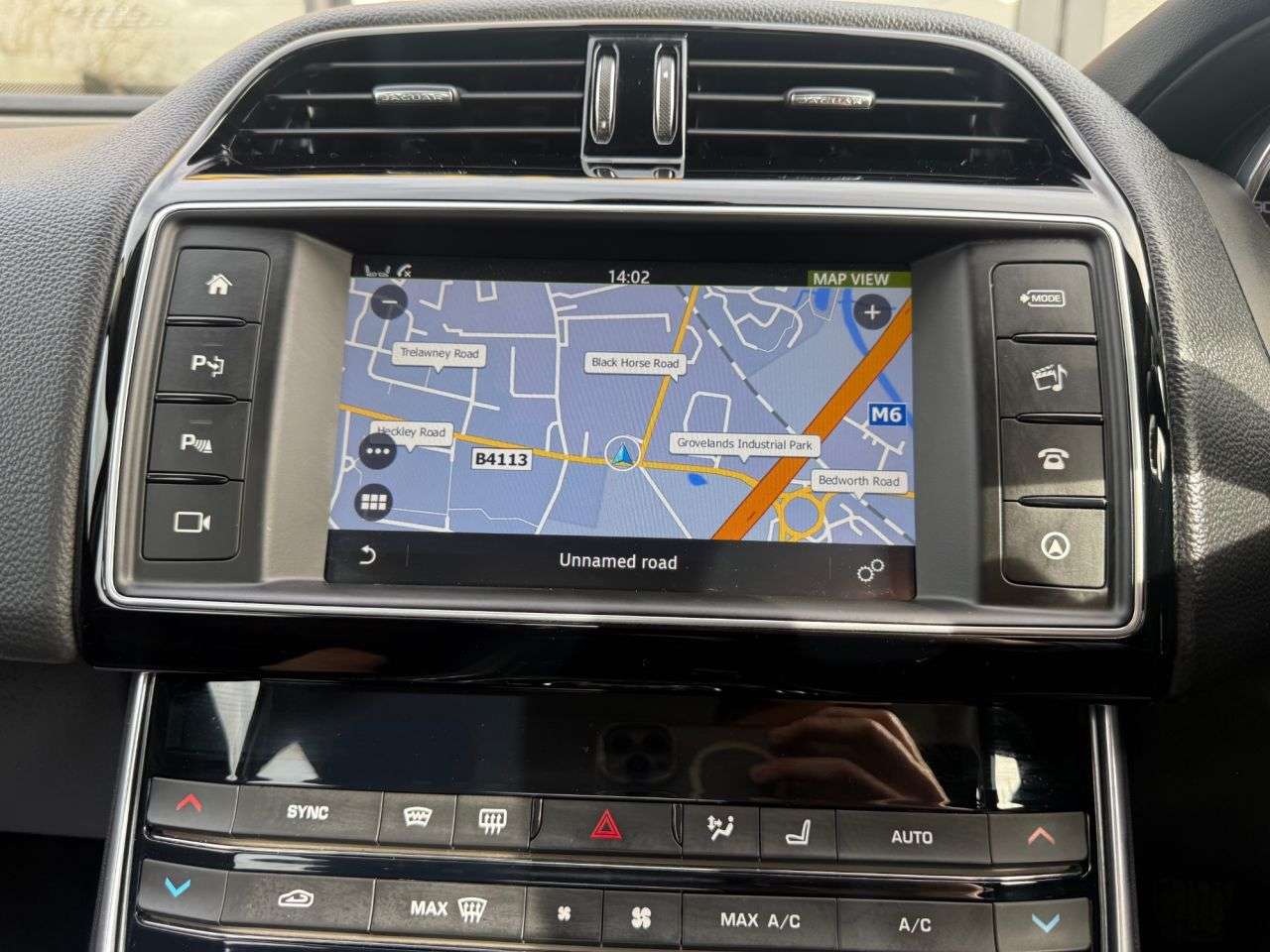 2015 JAGUAR XE 2015 JAGUAR XE
