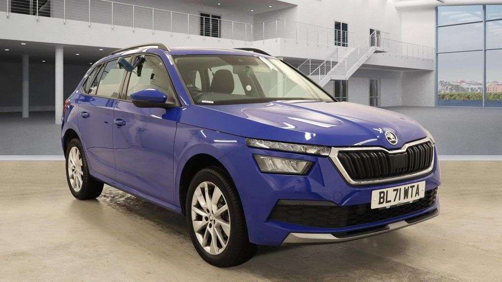 A 2022 SKODA KAMIQ 1.0 TSI SE SUV 5dr Petrol Manual Euro 6 (s/s) (95 ps) A 2022 SKODA KAMIQ 1.0 TSI SE SUV 5dr Petrol Manual Euro 6 (s/s) (95 ps)