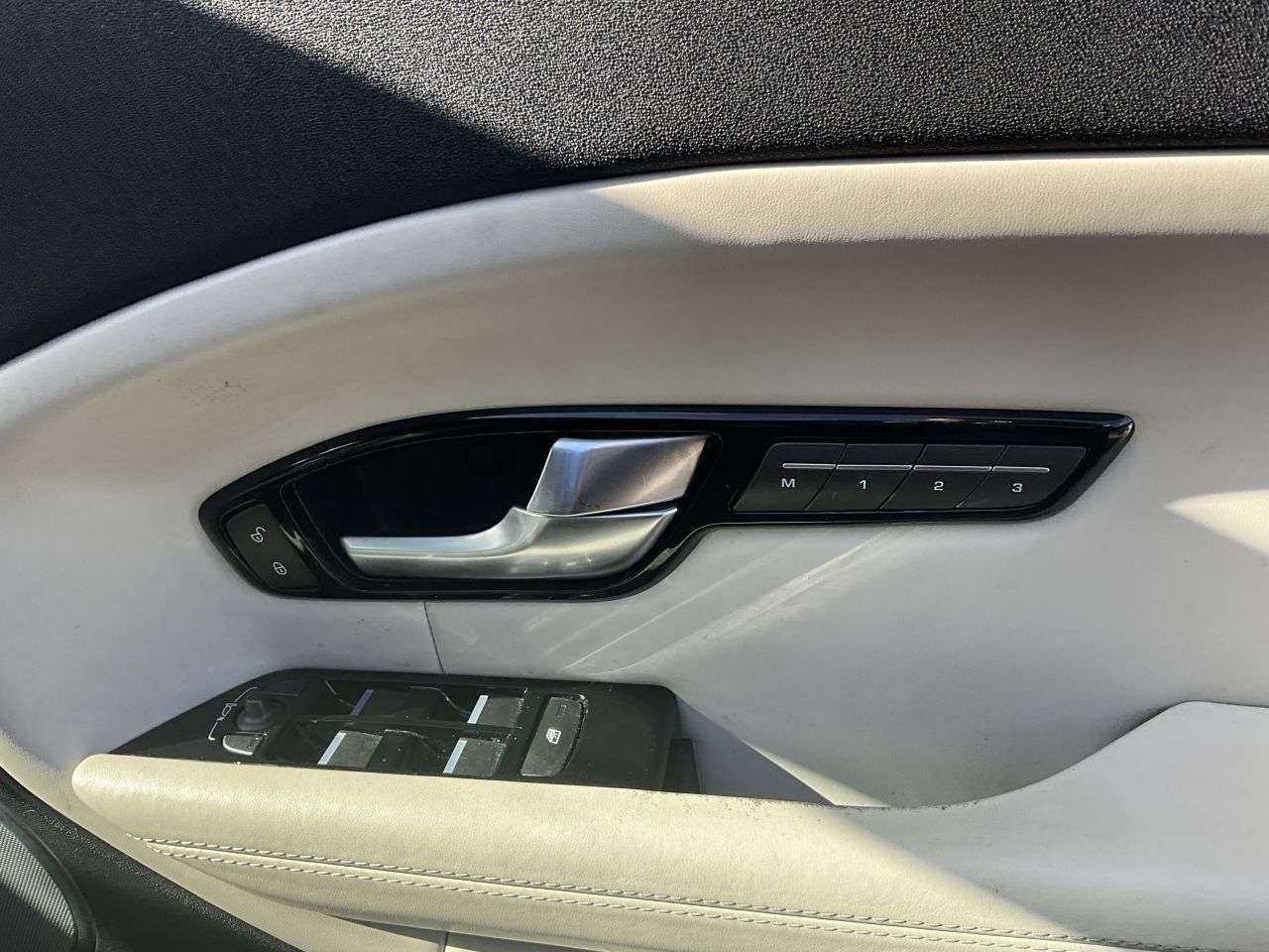 2017 LAND ROVER RANGE ROVER EVOQUE 2017 LAND ROVER RANGE ROVER EVOQUE