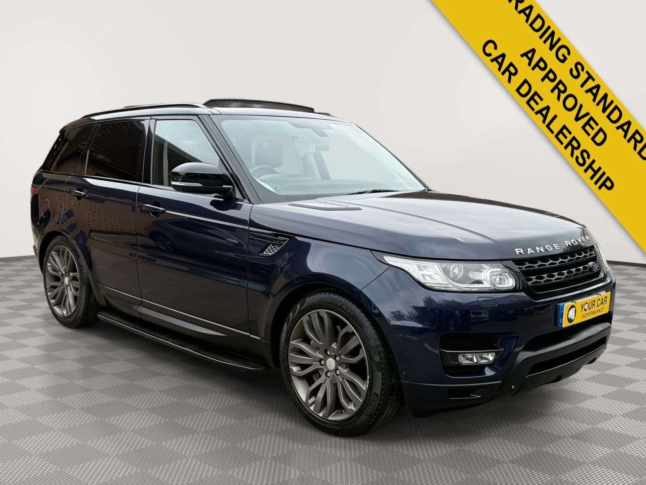 A 2014 LAND ROVER RANGE ROVER SPORT 3.0 SD V6 HSE Dynamic SUV 5dr Diesel Auto 4WD Euro 5 (s/s) (292 ps) Rear He A 2014 LAND ROVER RANGE ROVER SPORT 3.0 SD V6 HSE Dynamic SUV 5dr Diesel Auto 4WD Euro 5 (s/s) (292 ps) Rear He