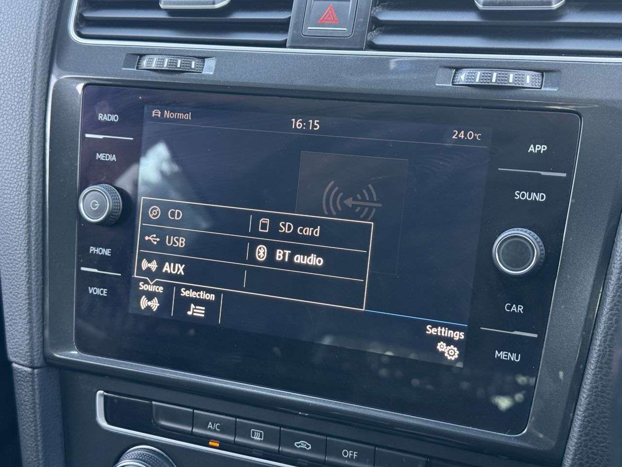 2017 VOLKSWAGEN GOLF 2017 VOLKSWAGEN GOLF