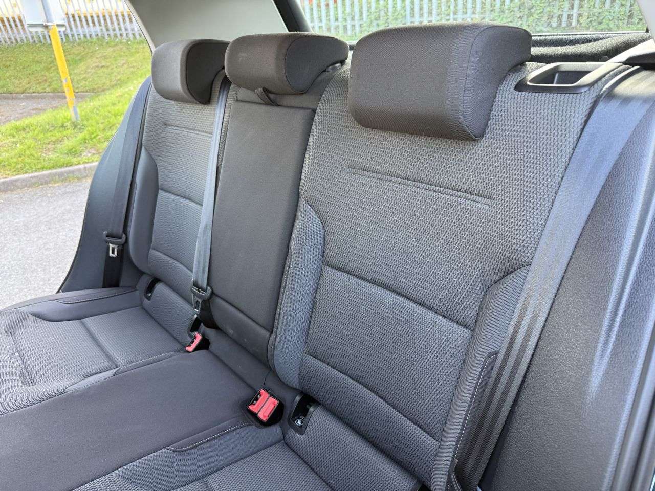 2017 VOLKSWAGEN GOLF 2017 VOLKSWAGEN GOLF