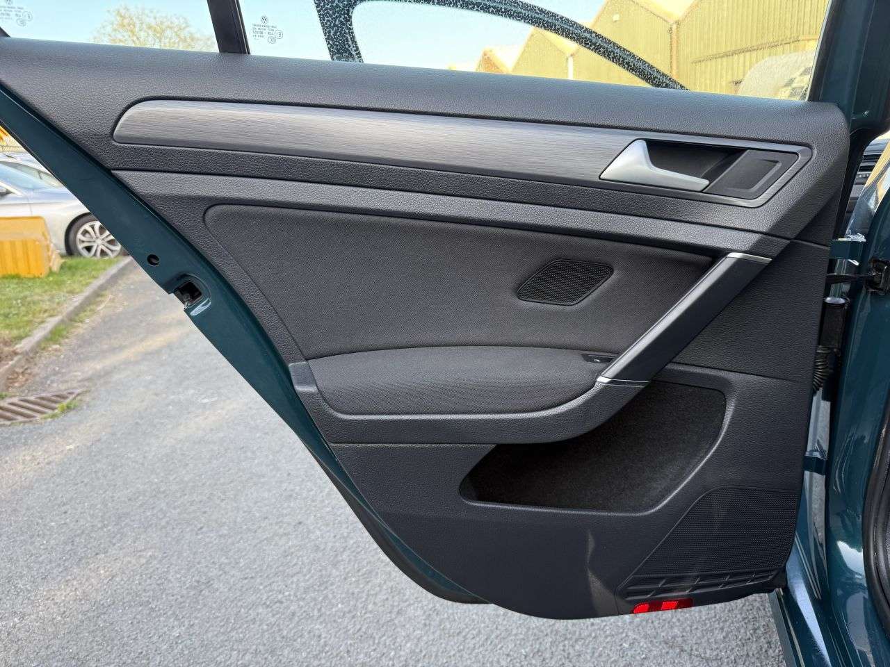 2017 VOLKSWAGEN GOLF 2017 VOLKSWAGEN GOLF