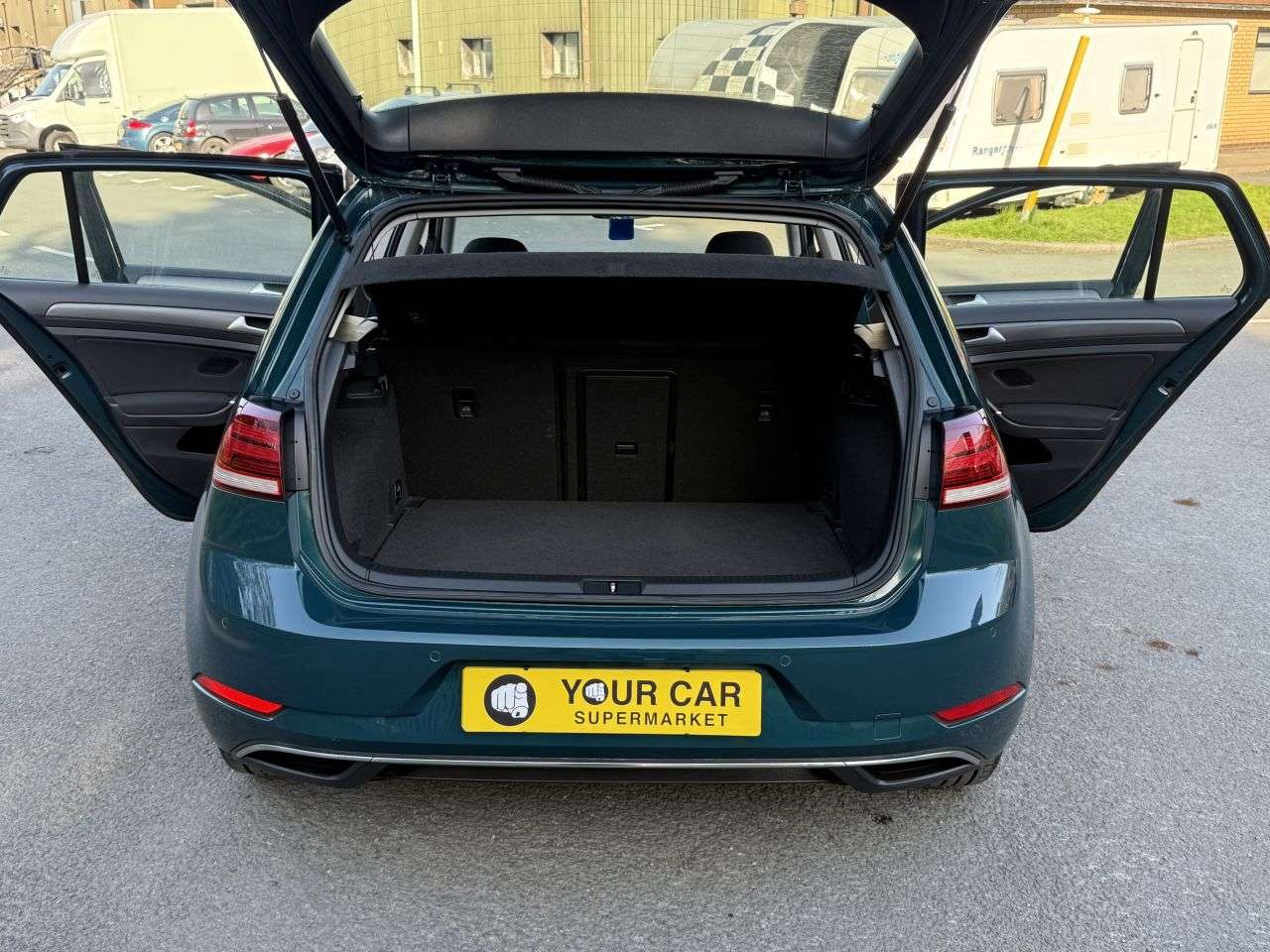 2017 VOLKSWAGEN GOLF 2017 VOLKSWAGEN GOLF