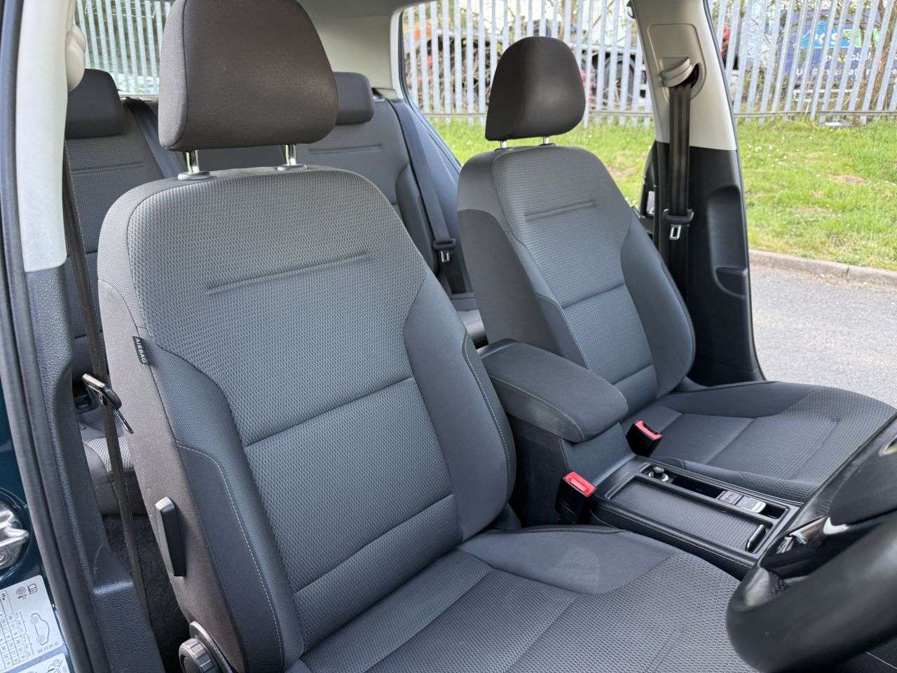 2017 VOLKSWAGEN GOLF 2017 VOLKSWAGEN GOLF