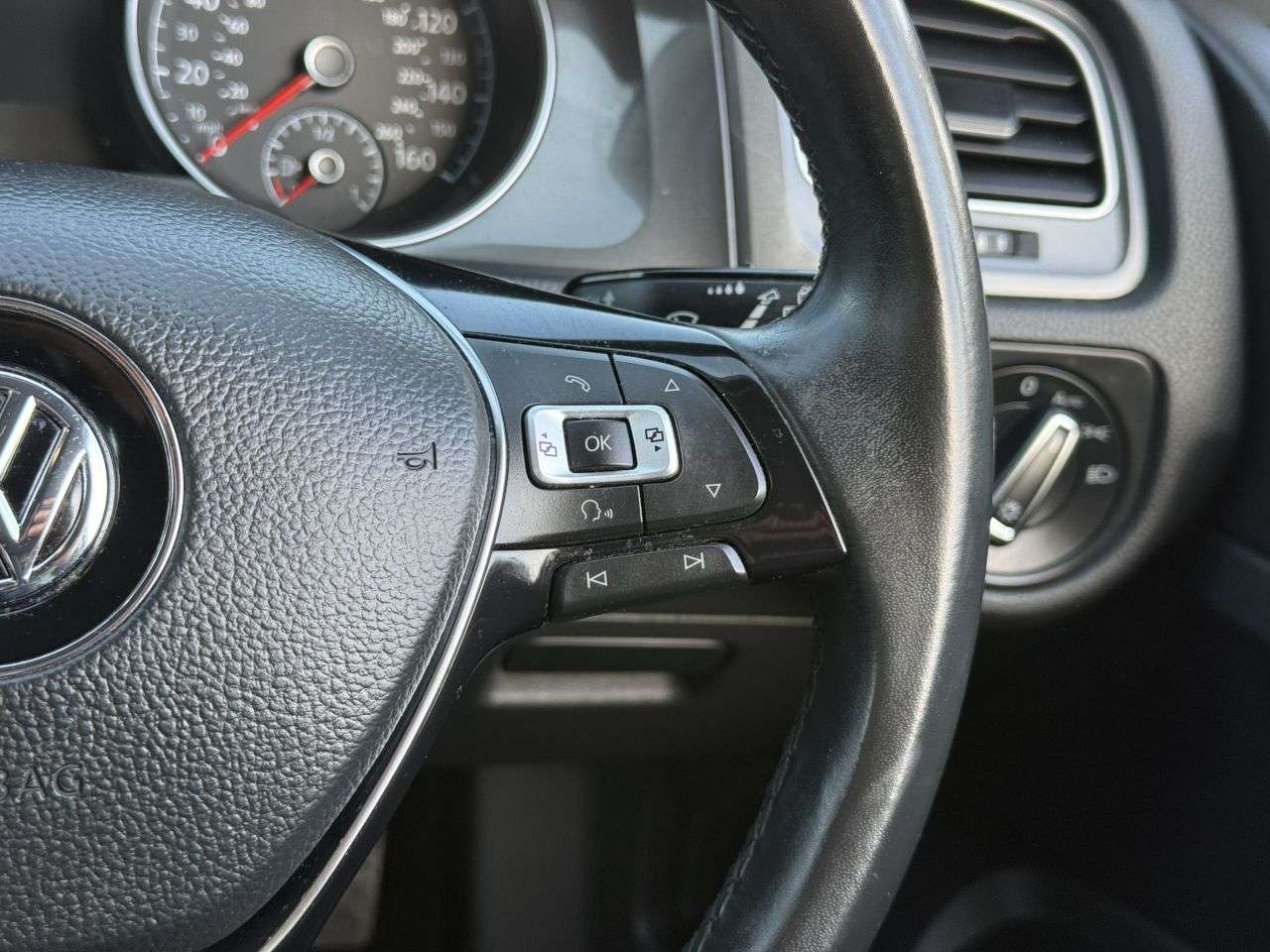 2017 VOLKSWAGEN GOLF 2017 VOLKSWAGEN GOLF