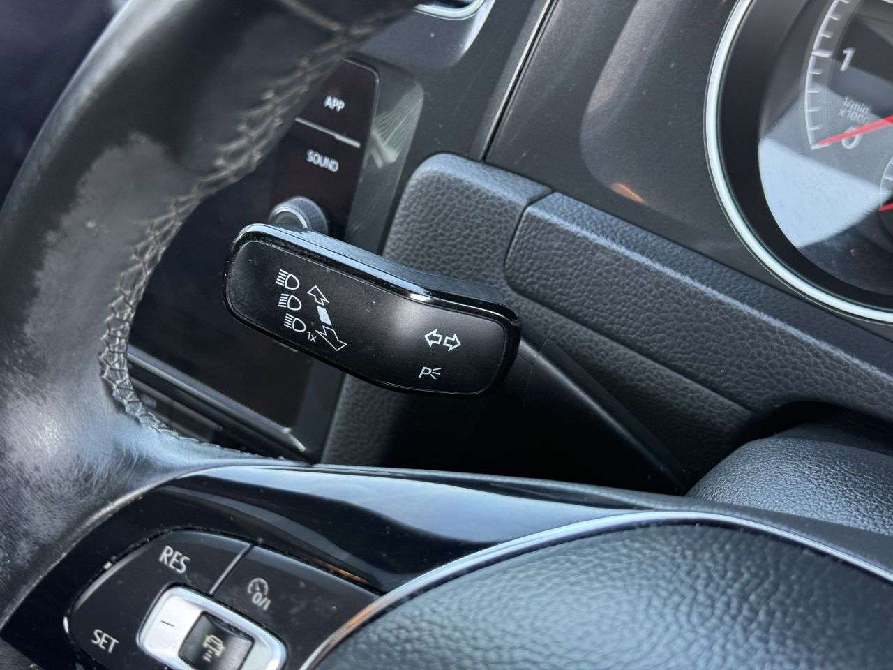 2017 VOLKSWAGEN GOLF 2017 VOLKSWAGEN GOLF