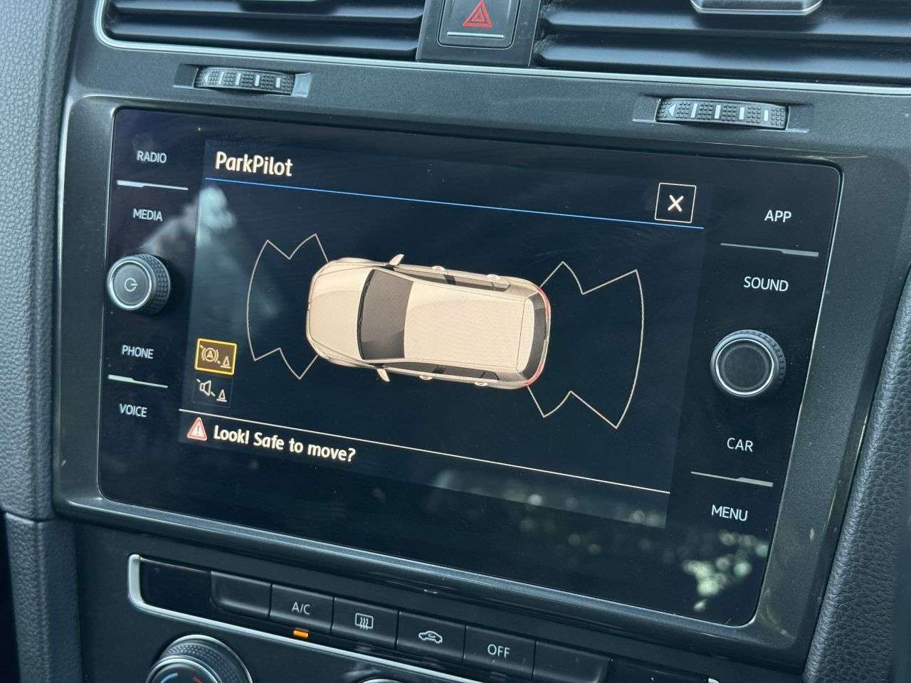 2017 VOLKSWAGEN GOLF 2017 VOLKSWAGEN GOLF