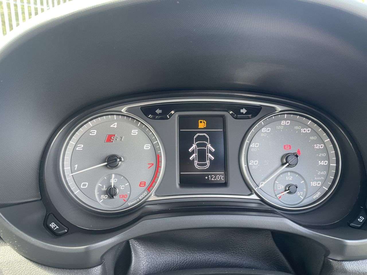 2016 AUDI S1 2016 AUDI S1
