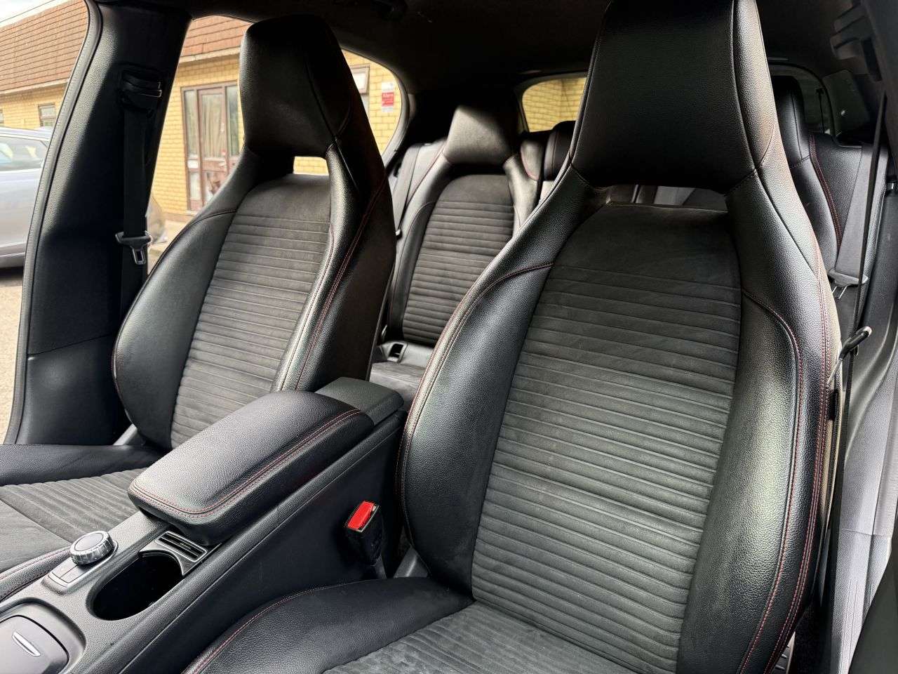 2016 MERCEDES-BENZ GLA 2016 MERCEDES-BENZ GLA