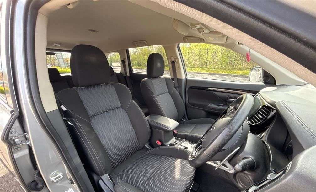 2019 MITSUBISHI OUTLANDER 2019 MITSUBISHI OUTLANDER
