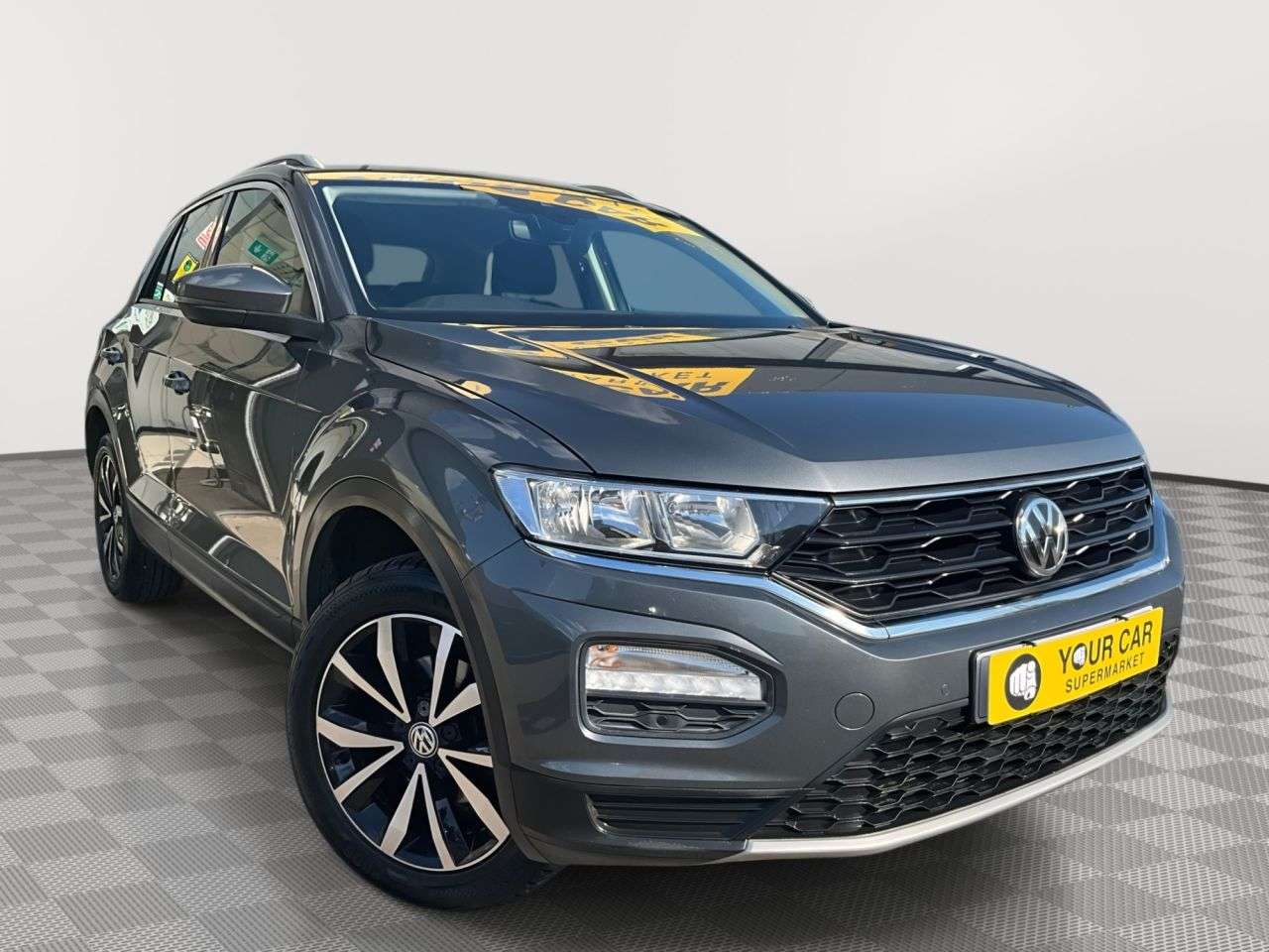 A 2019 VOLKSWAGEN T-ROC 1.5 TSI GPF EVO SE SUV 5dr Petrol DSG Euro 6 (s/s) (150 ps) AUTOMATIC A 2019 VOLKSWAGEN T-ROC 1.5 TSI GPF EVO SE SUV 5dr Petrol DSG Euro 6 (s/s) (150 ps) AUTOMATIC