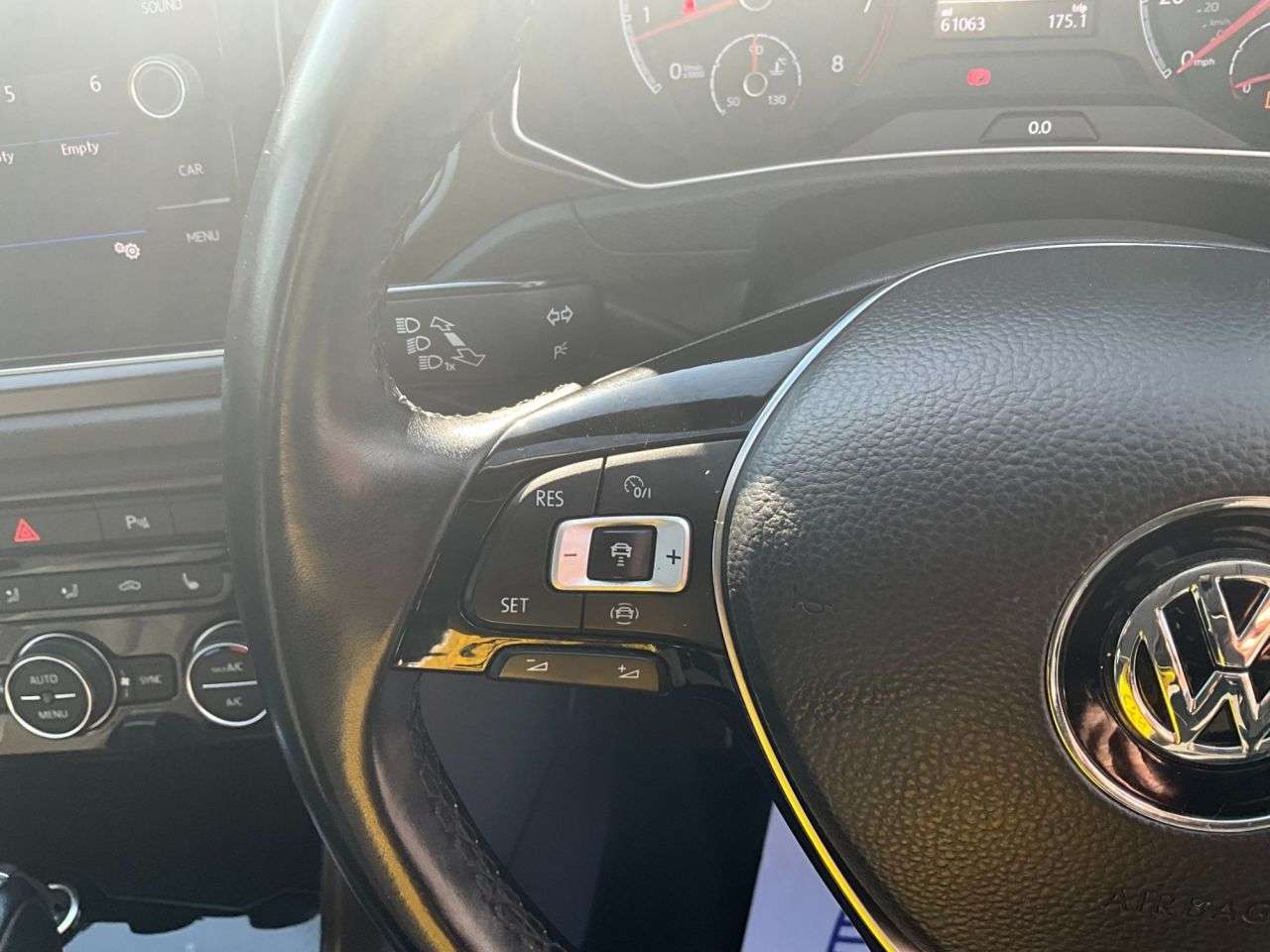 2019 VOLKSWAGEN T-ROC 2019 VOLKSWAGEN T-ROC