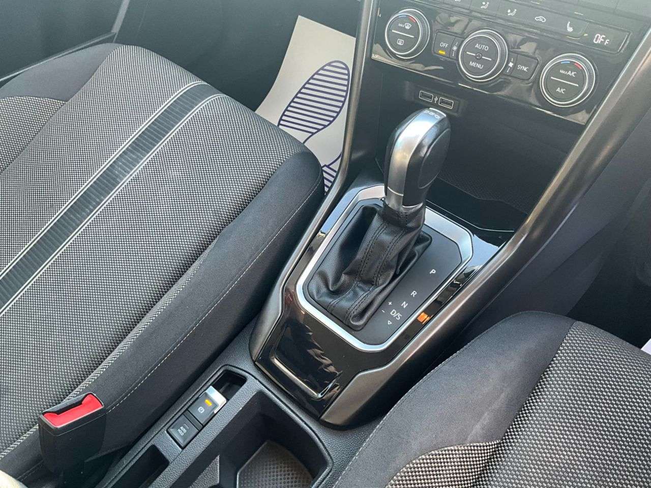 2019 VOLKSWAGEN T-ROC 2019 VOLKSWAGEN T-ROC