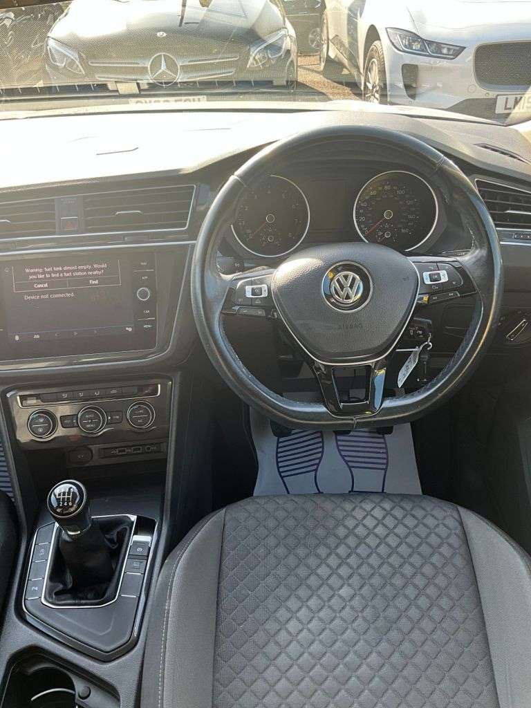 2018 VOLKSWAGEN TIGUAN 2018 VOLKSWAGEN TIGUAN