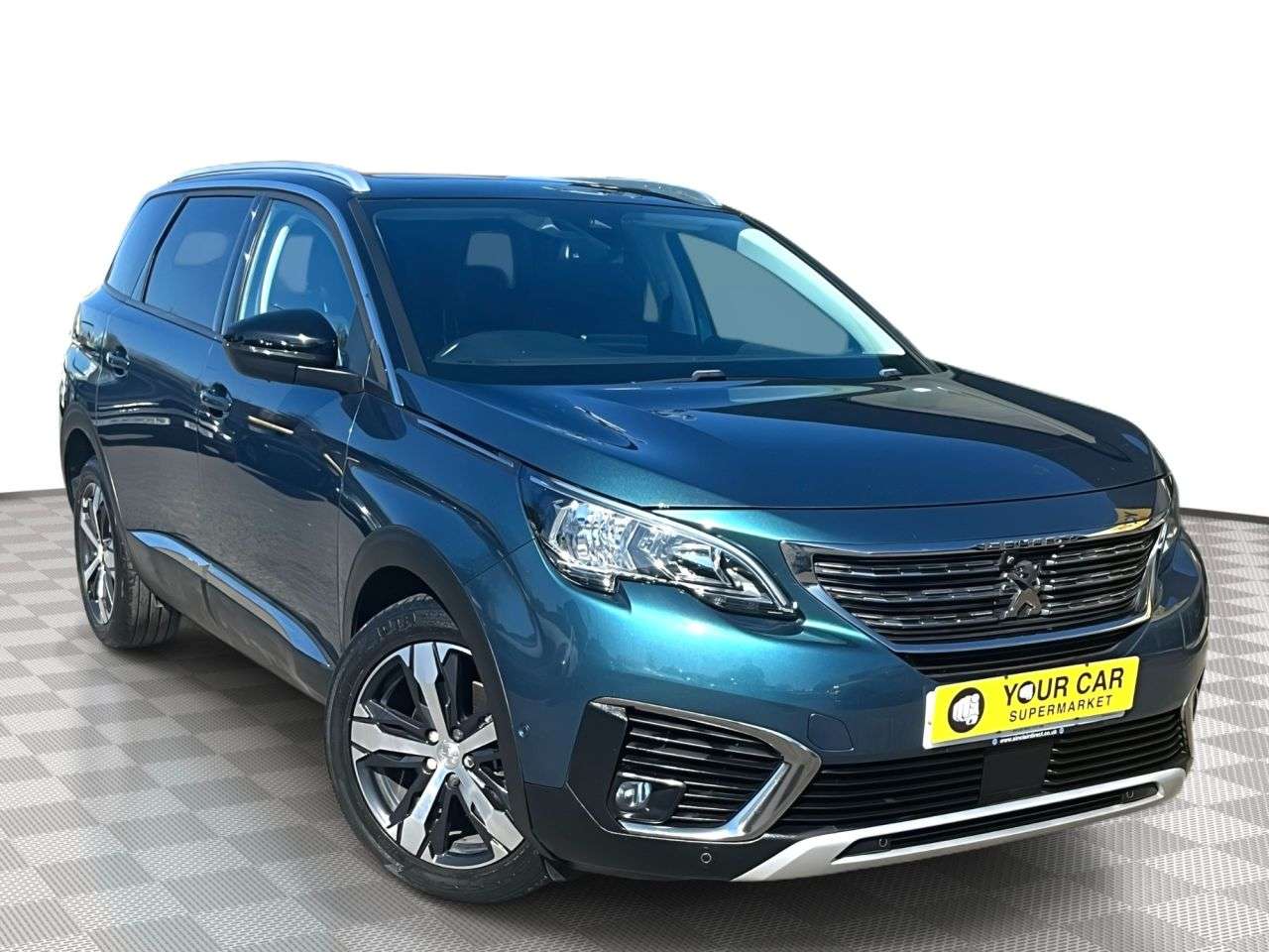 A 2017 PEUGEOT 5008 1.2 PureTech Allure SUV 5dr Petrol EAT Euro 6 (s/s) (130 ps) AUTOMATIC A 2017 PEUGEOT 5008 1.2 PureTech Allure SUV 5dr Petrol EAT Euro 6 (s/s) (130 ps) AUTOMATIC
