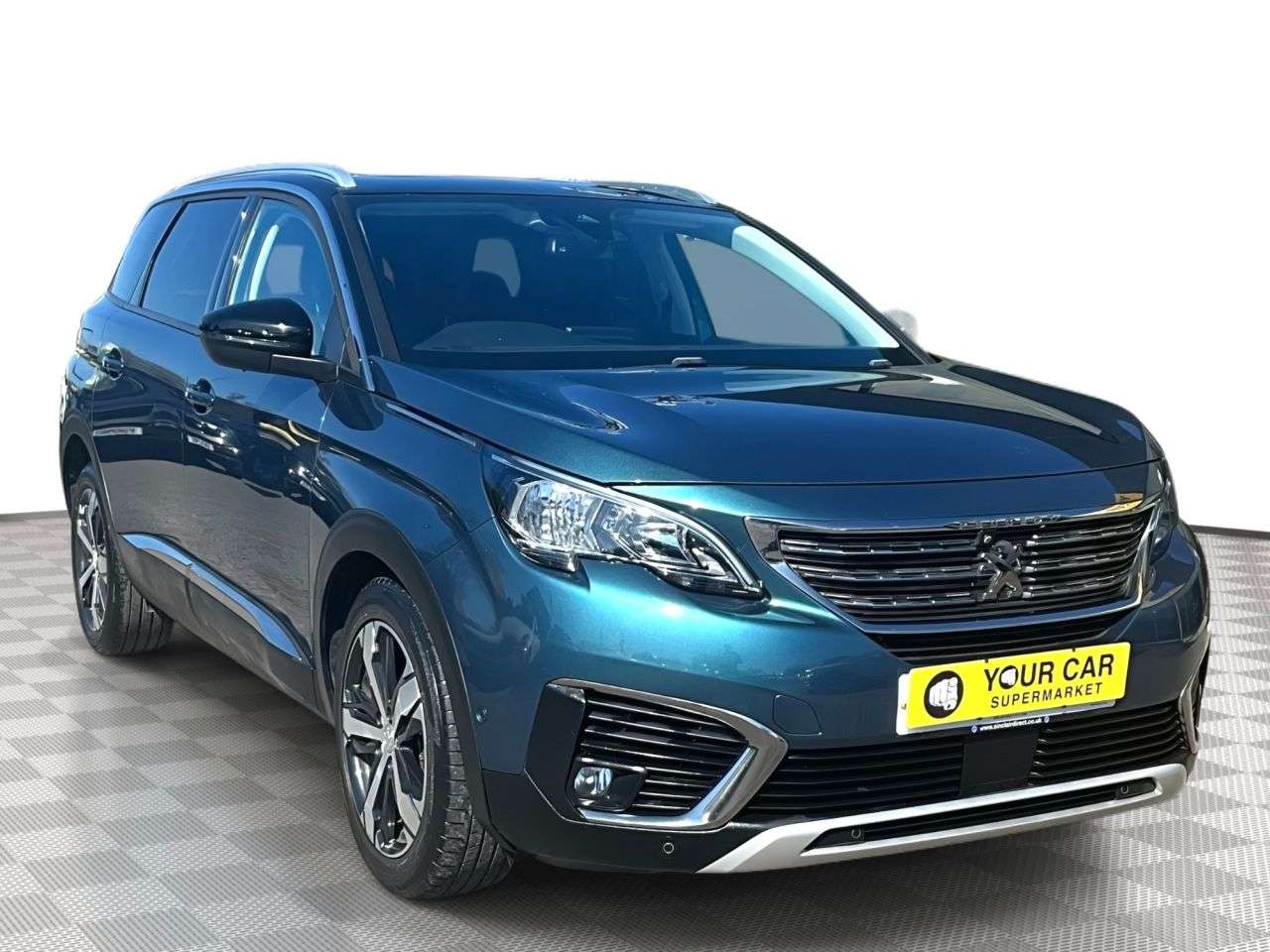A 2017 PEUGEOT 5008 1.2 PureTech Allure SUV 5dr Petrol EAT Euro 6 (s/s) (130 ps) AUTOMATIC A 2017 PEUGEOT 5008 1.2 PureTech Allure SUV 5dr Petrol EAT Euro 6 (s/s) (130 ps) AUTOMATIC