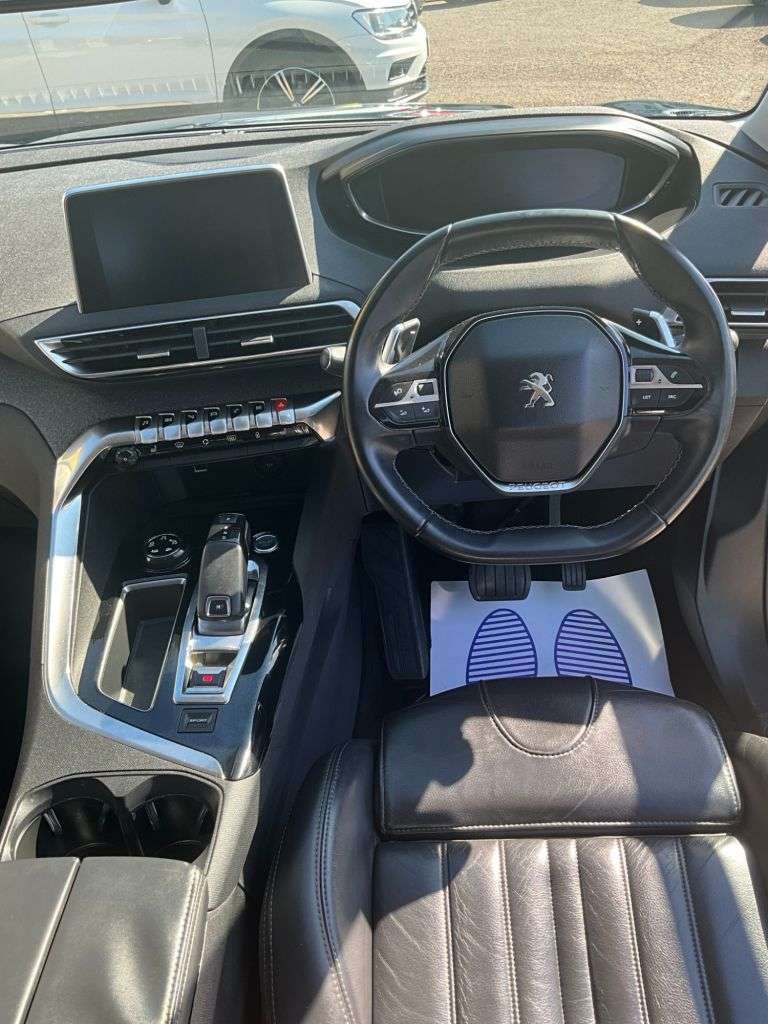 2017 PEUGEOT 5008 2017 PEUGEOT 5008