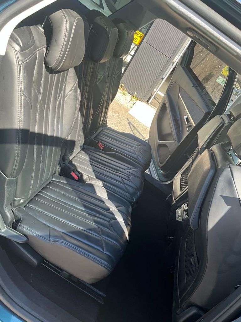 2017 PEUGEOT 5008 2017 PEUGEOT 5008