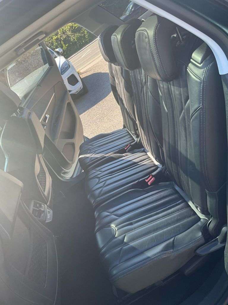 2017 PEUGEOT 5008 2017 PEUGEOT 5008