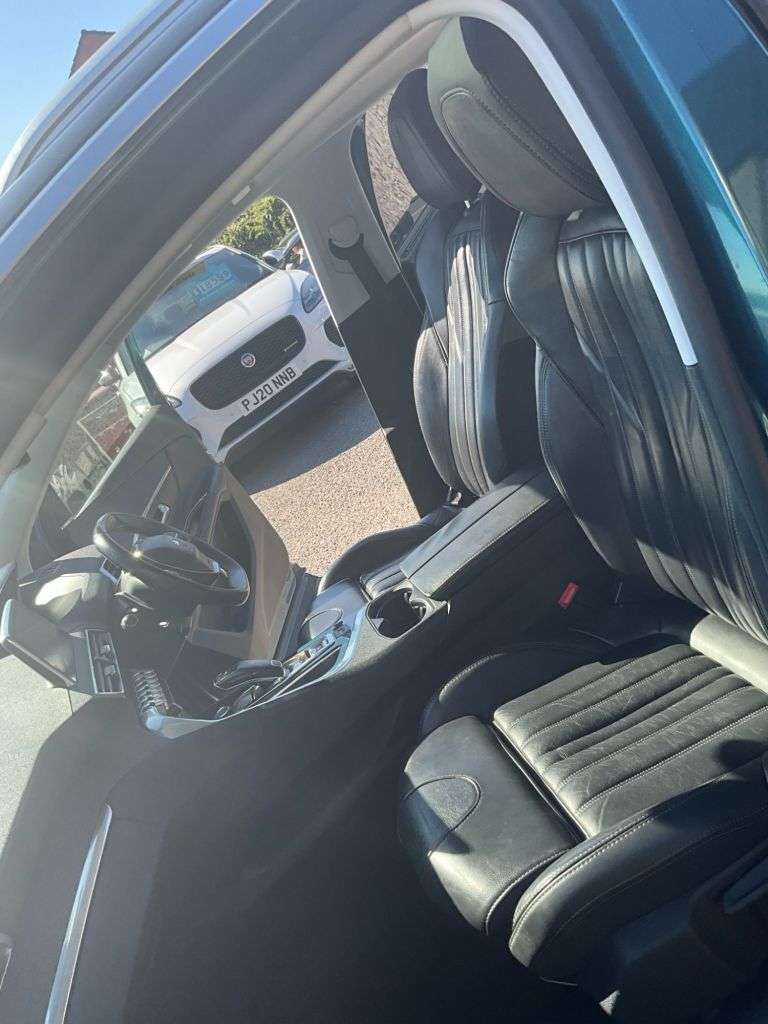 2017 PEUGEOT 5008 2017 PEUGEOT 5008