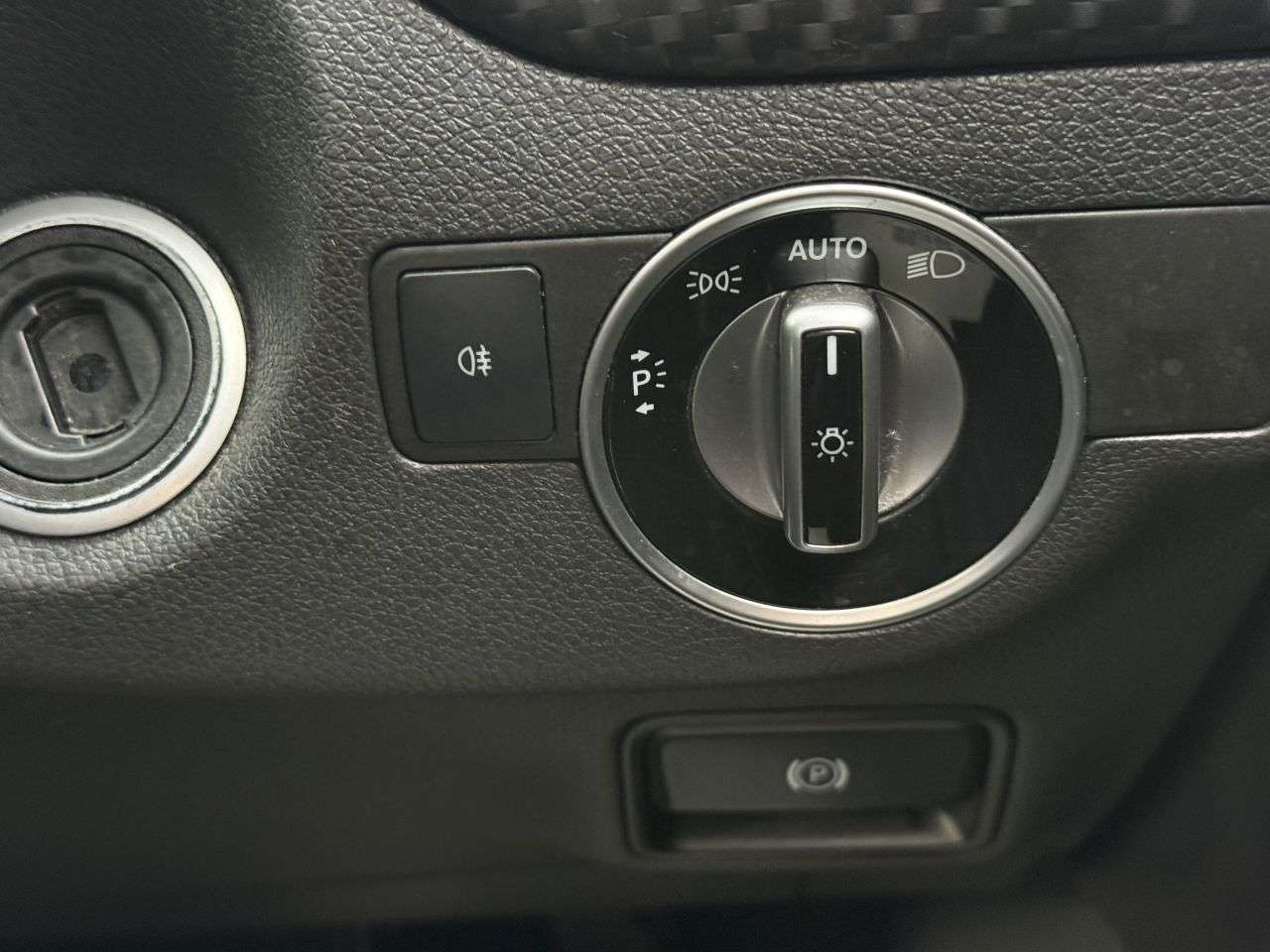 2014 MERCEDES-BENZ A-CLASS 2014 MERCEDES-BENZ A-CLASS