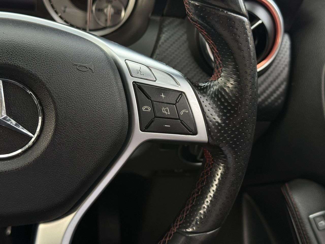 2014 MERCEDES-BENZ A-CLASS 2014 MERCEDES-BENZ A-CLASS