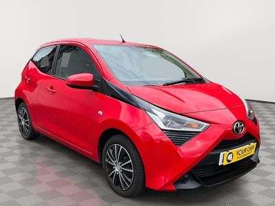 A 2020 TOYOTA AYGO 1.0 VVT-i x-play Hatchback 5dr Petrol Manual Euro 6 (71 ps) A 2020 TOYOTA AYGO 1.0 VVT-i x-play Hatchback 5dr Petrol Manual Euro 6 (71 ps)