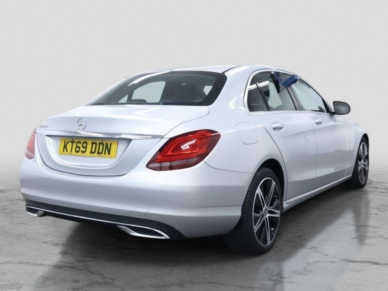A 2020 MERCEDES-BENZ C-CLASS 2.0 C220d Sport Saloon 4dr Diesel G-Tronic+ Euro 6 (s/s) (194 ps) A 2020 MERCEDES-BENZ C-CLASS 2.0 C220d Sport Saloon 4dr Diesel G-Tronic+ Euro 6 (s/s) (194 ps)