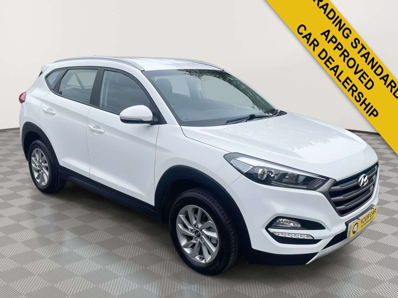 A 2018 HYUNDAI TUCSON 1.6 GDi Blue Drive SE Nav SUV 5dr Petrol Manual Euro 6 (s/s) (132 ps) A 2018 HYUNDAI TUCSON 1.6 GDi Blue Drive SE Nav SUV 5dr Petrol Manual Euro 6 (s/s) (132 ps)