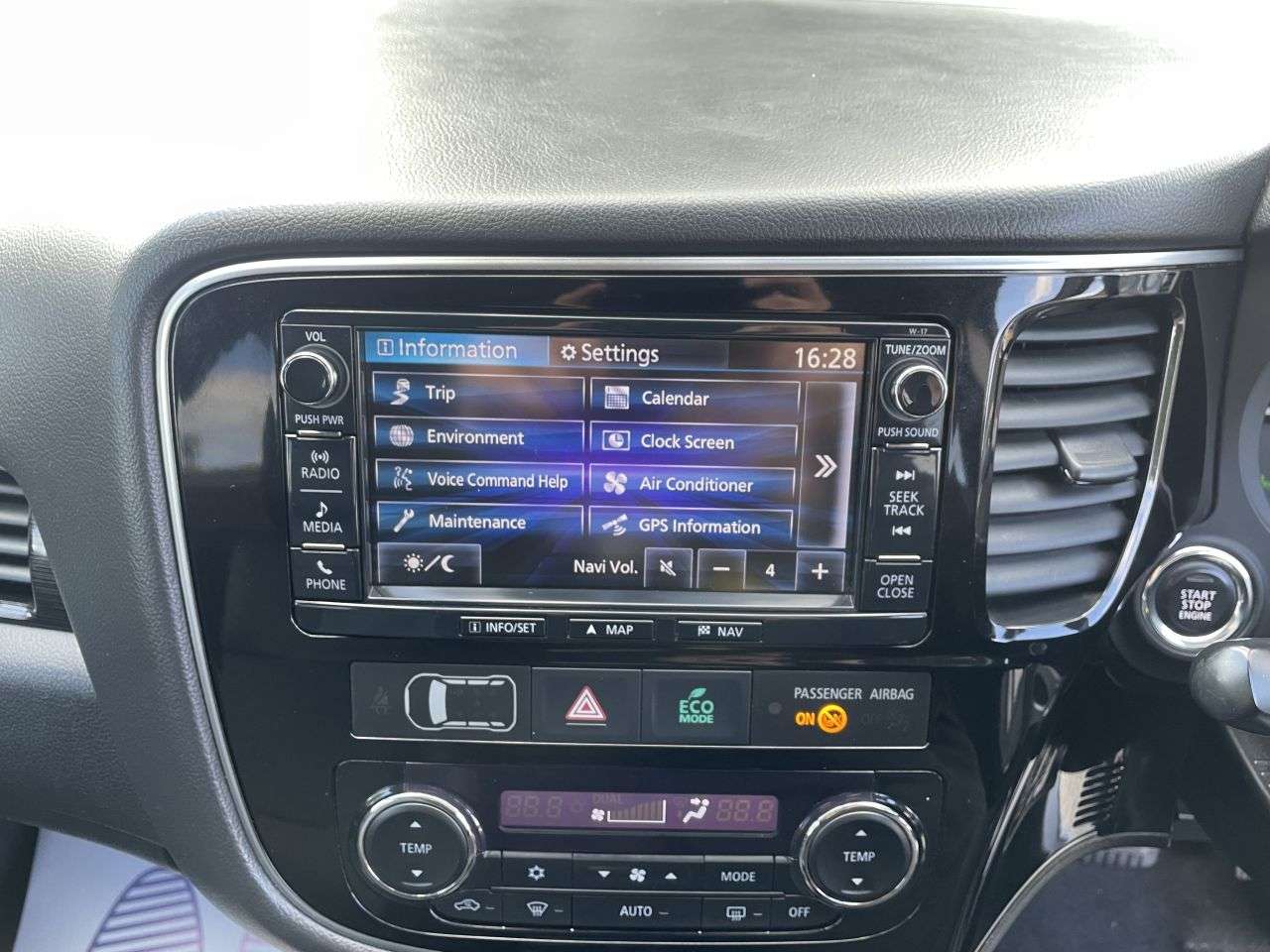 2017 MITSUBISHI OUTLANDER 2017 MITSUBISHI OUTLANDER