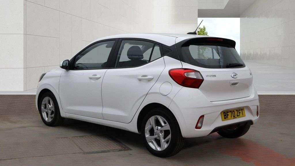 A 2020 HYUNDAI I10 1.0 SE Connect Hatchback 5dr Petrol Manual Euro 6 (s/s) (67 ps) A 2020 HYUNDAI I10 1.0 SE Connect Hatchback 5dr Petrol Manual Euro 6 (s/s) (67 ps)