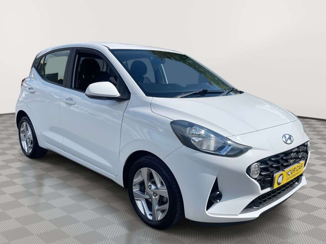 A 2020 HYUNDAI I10 1.0 SE Connect Hatchback 5dr Petrol Manual Euro 6 (s/s) (67 ps) Rear Camera A 2020 HYUNDAI I10 1.0 SE Connect Hatchback 5dr Petrol Manual Euro 6 (s/s) (67 ps) Rear Camera