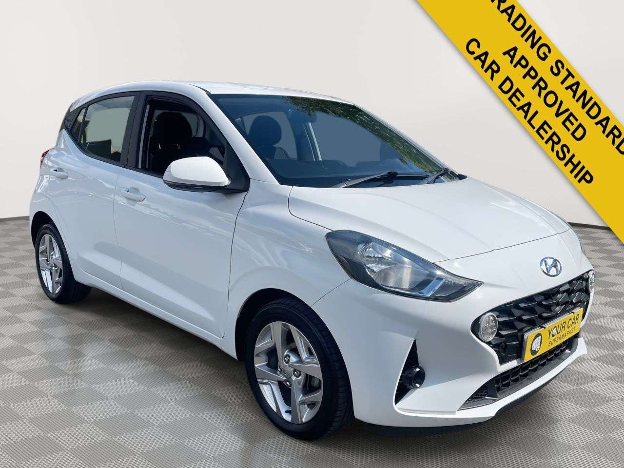 A 2020 HYUNDAI I10 1.0 SE Connect Hatchback 5dr Petrol Manual Euro 6 (s/s) (67 ps) Rear Camera A 2020 HYUNDAI I10 1.0 SE Connect Hatchback 5dr Petrol Manual Euro 6 (s/s) (67 ps) Rear Camera