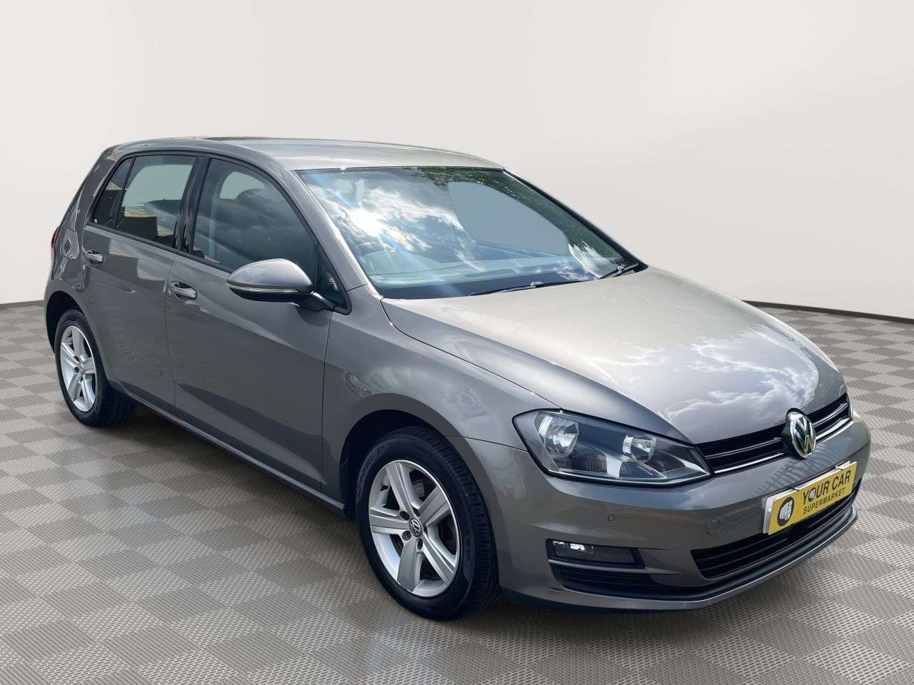A 2015 VOLKSWAGEN GOLF 1.4 TSI BlueMotion Tech Match Hatchback 5dr Petrol Manual Euro 6 (s/s) (125 A 2015 VOLKSWAGEN GOLF 1.4 TSI BlueMotion Tech Match Hatchback 5dr Petrol Manual Euro 6 (s/s) (125