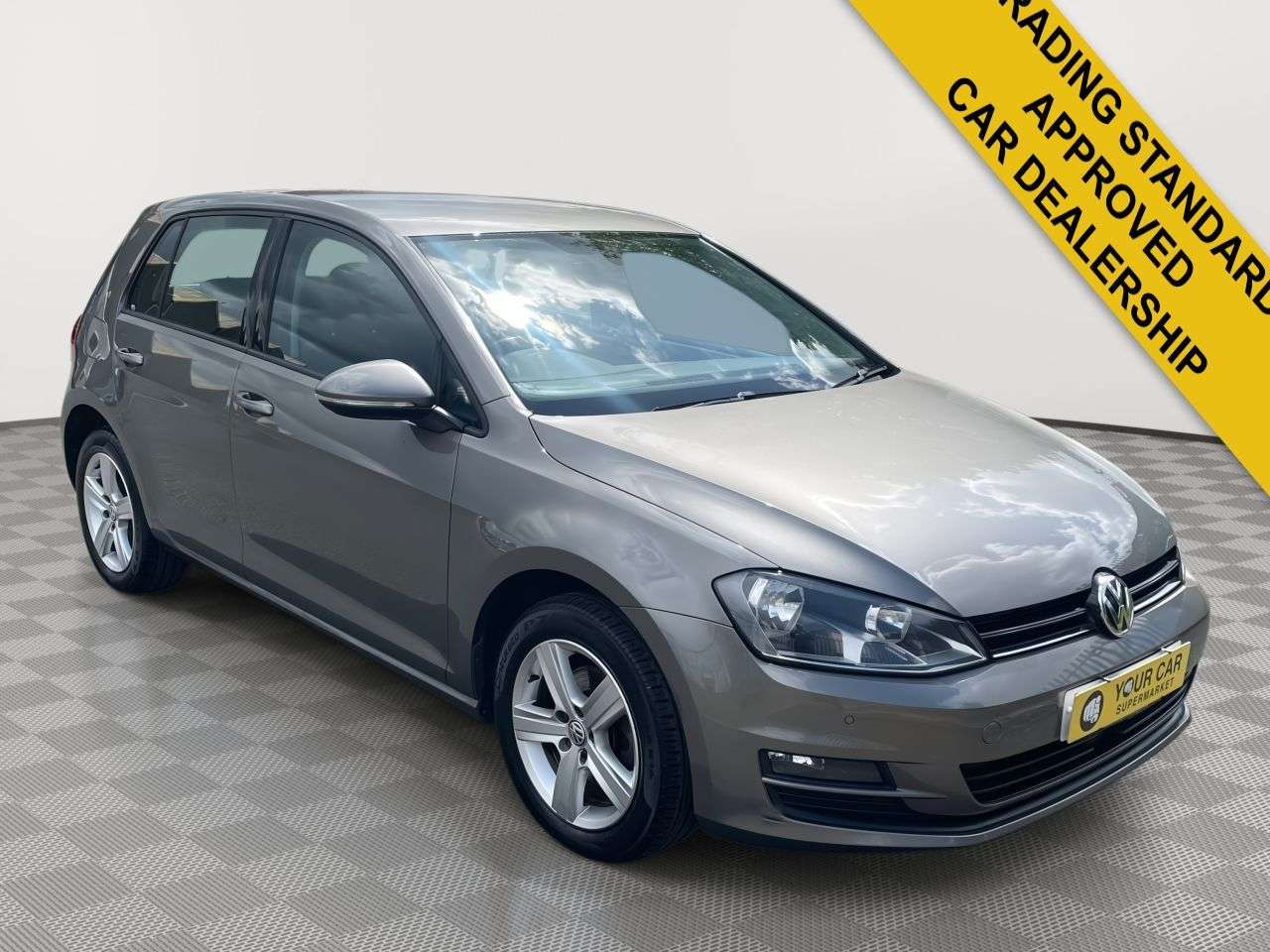 A 2015 VOLKSWAGEN GOLF 1.4 TSI BlueMotion Tech Match Hatchback 5dr Petrol Manual Euro 6 (s/s) (125 A 2015 VOLKSWAGEN GOLF 1.4 TSI BlueMotion Tech Match Hatchback 5dr Petrol Manual Euro 6 (s/s) (125