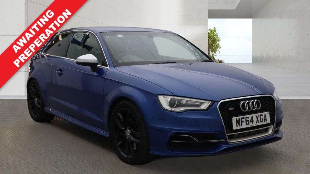 A 2014 AUDI S3 2.0 TFSI Hatchback 3dr Petrol S Tronic quattro Euro 6 (s/s) (300 ps) A 2014 AUDI S3 2.0 TFSI Hatchback 3dr Petrol S Tronic quattro Euro 6 (s/s) (300 ps)