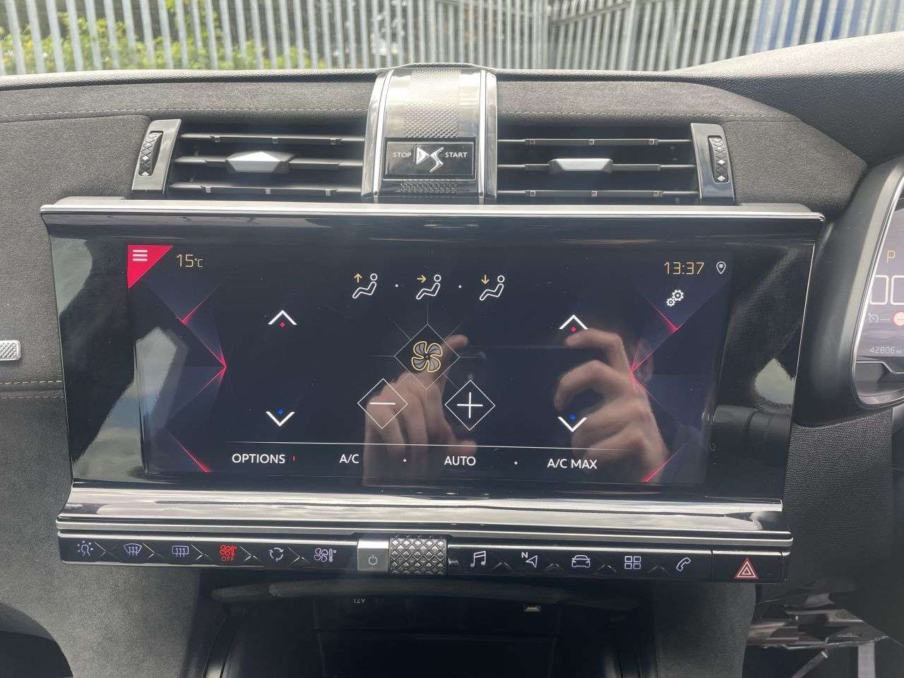 2019 DS AUTOMOBILES DS 7 CROSSBACK 2019 DS AUTOMOBILES DS 7 CROSSBACK