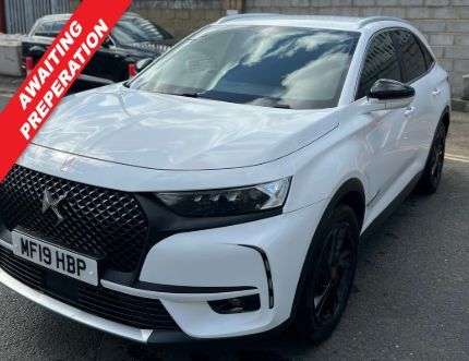 A 2019 DS AUTOMOBILES DS 7 CROSSBACK 1.6 PureTech GPF Performance Line Crossback 5dr Petrol EAT8 Euro 6 (s/s) (2 A 2019 DS AUTOMOBILES DS 7 CROSSBACK 1.6 PureTech GPF Performance Line Crossback 5dr Petrol EAT8 Euro 6 (s/s) (2