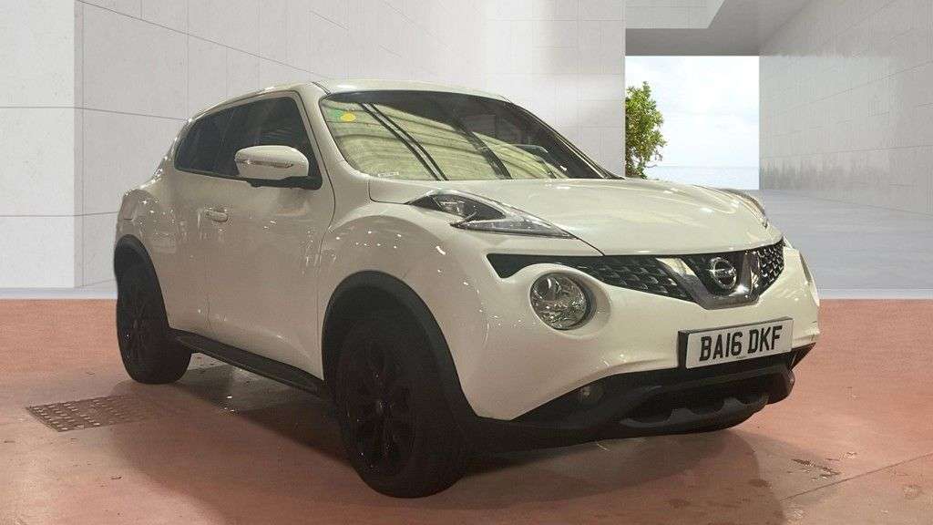 A 2016 NISSAN JUKE 1.5 dCi Tekna SUV 5dr Diesel Manual Euro 6 (s/s) (110 ps) A 2016 NISSAN JUKE 1.5 dCi Tekna SUV 5dr Diesel Manual Euro 6 (s/s) (110 ps)