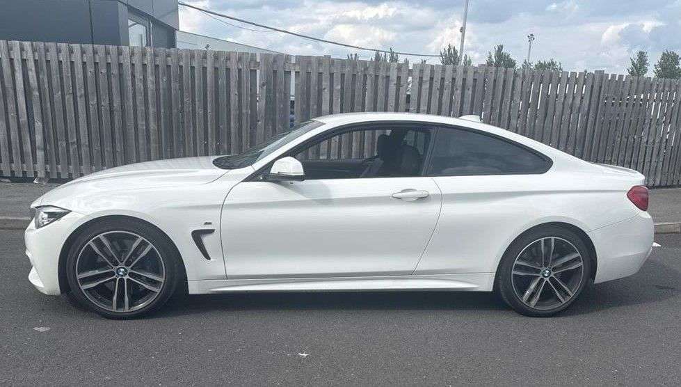 A 2018 BMW 4 SERIES 2.0 430i M Sport Coupe 2dr Petrol Auto Euro 6 (s/s) (252 ps) A 2018 BMW 4 SERIES 2.0 430i M Sport Coupe 2dr Petrol Auto Euro 6 (s/s) (252 ps)