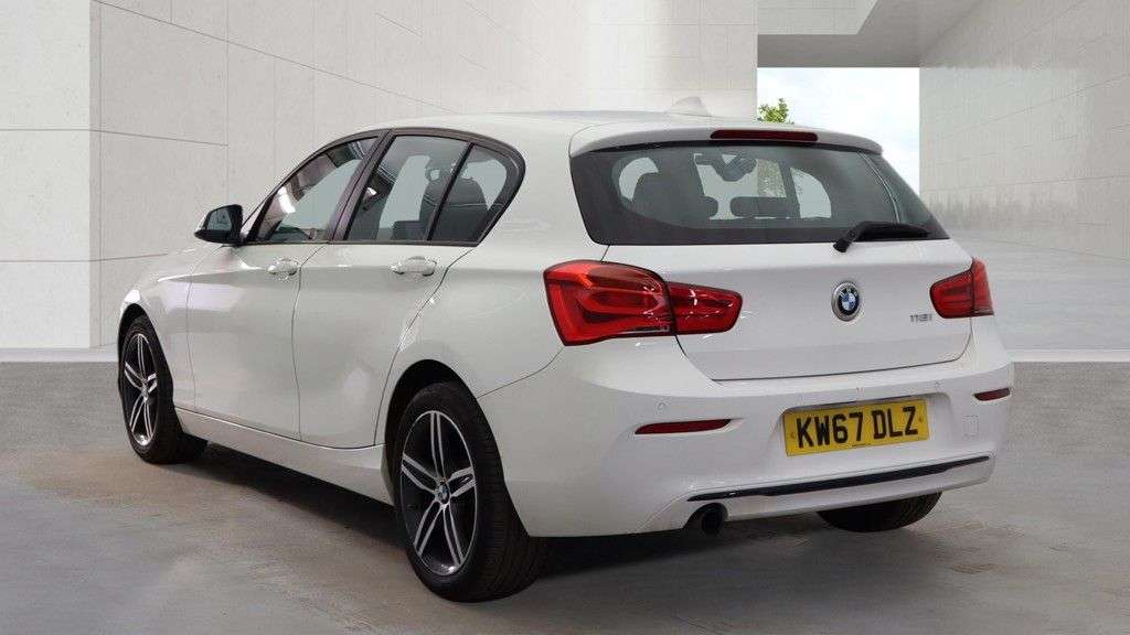 A 2017 BMW 1 SERIES 1.5 118i Sport Hatchback 5dr Petrol Manual Euro 6 (s/s) (136 ps) A 2017 BMW 1 SERIES 1.5 118i Sport Hatchback 5dr Petrol Manual Euro 6 (s/s) (136 ps)