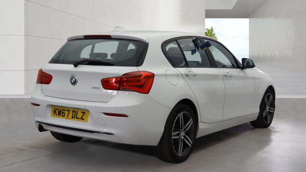 2017 BMW 1 SERIES 2017 BMW 1 SERIES