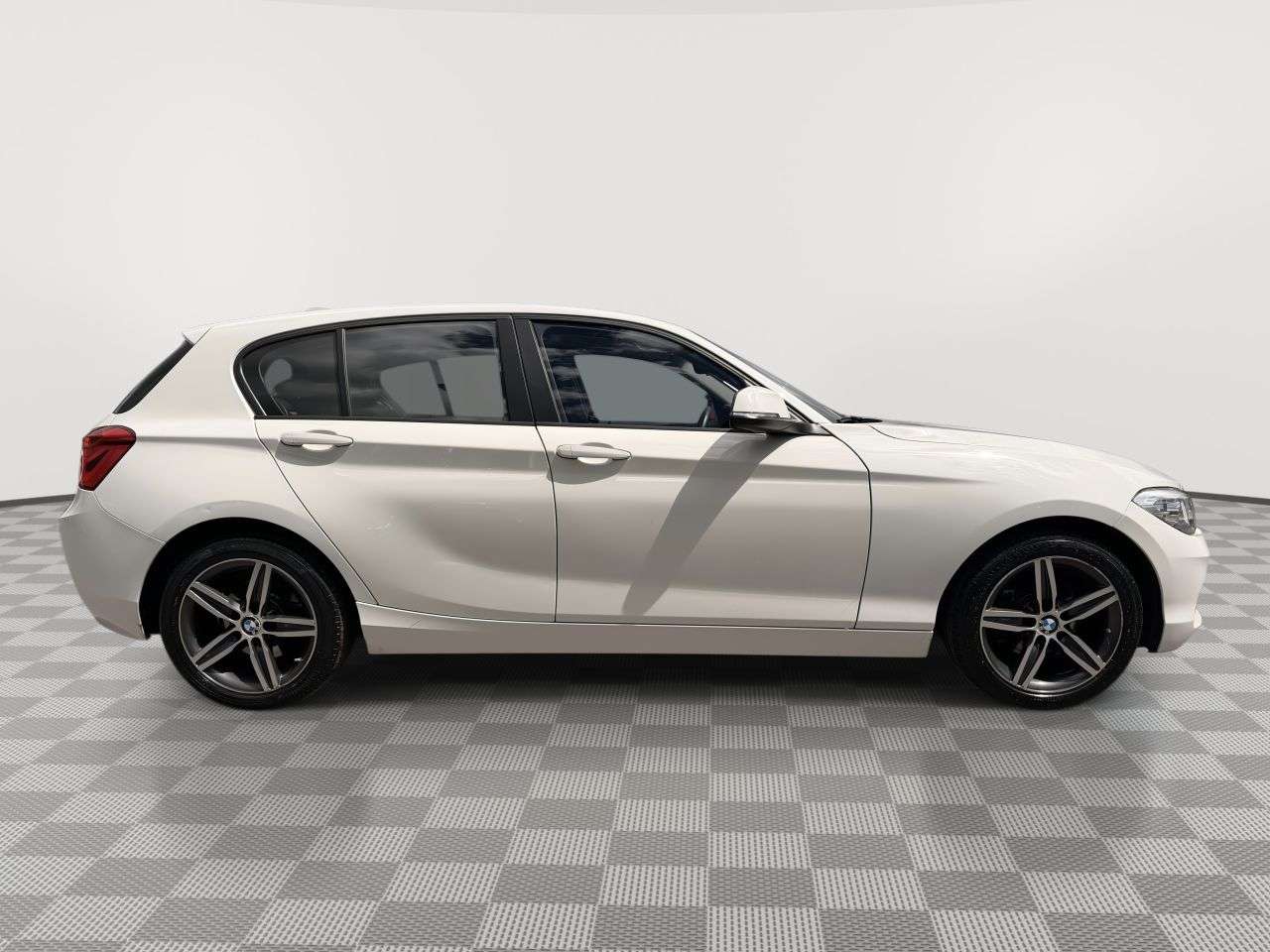 2017 BMW 1 SERIES 2017 BMW 1 SERIES