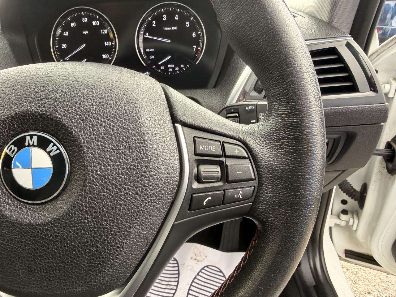 2017 BMW 1 SERIES 2017 BMW 1 SERIES